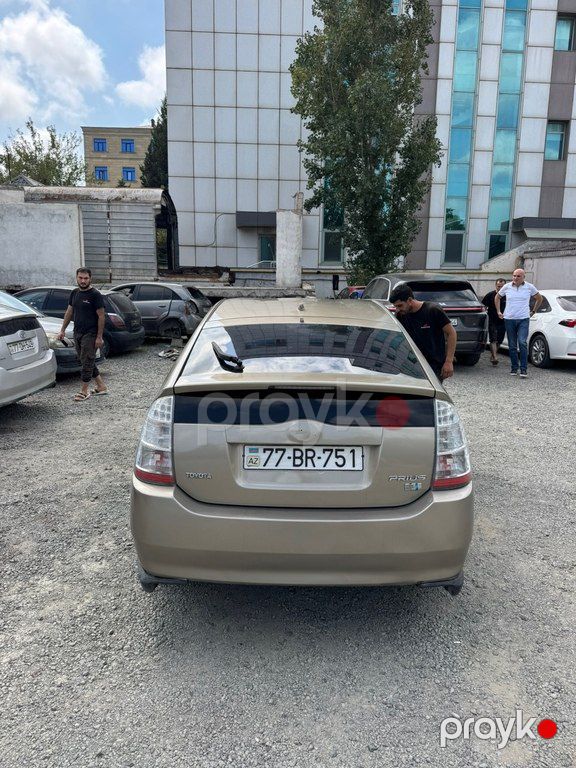 Toyota Prius, 1.5 L, 1.3 kWh, 2006 il, 300 000 km — Avtomobillər, Bakı (4)