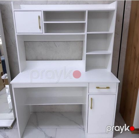 Yazı masası — Bakı