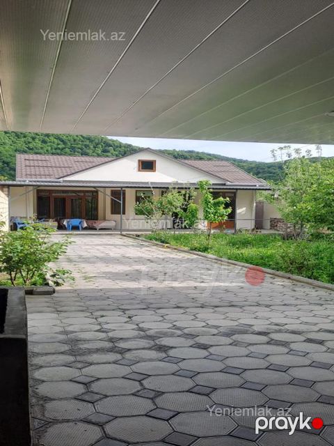 Günlük 5 otaqlı Həyət evi / Villa, 120 m², Qax — Yeqane
