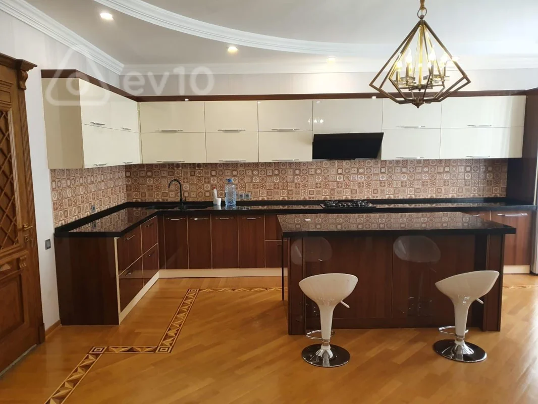 3 otaqlı mənzil, 280 m², Salatın əsgərova — kirayə — Mənzil, Bakı (12)