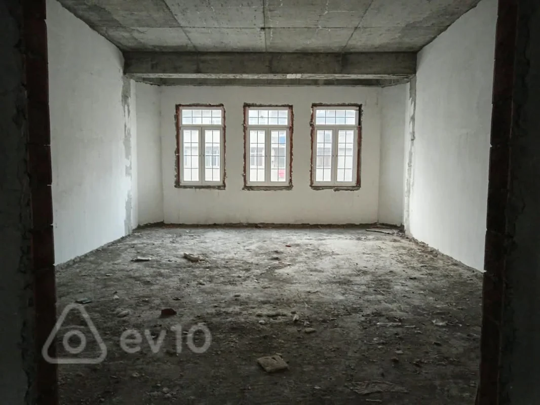5 otaqlı mənzil, 234 m², Həsən Əliyev küçəsi — Bakı