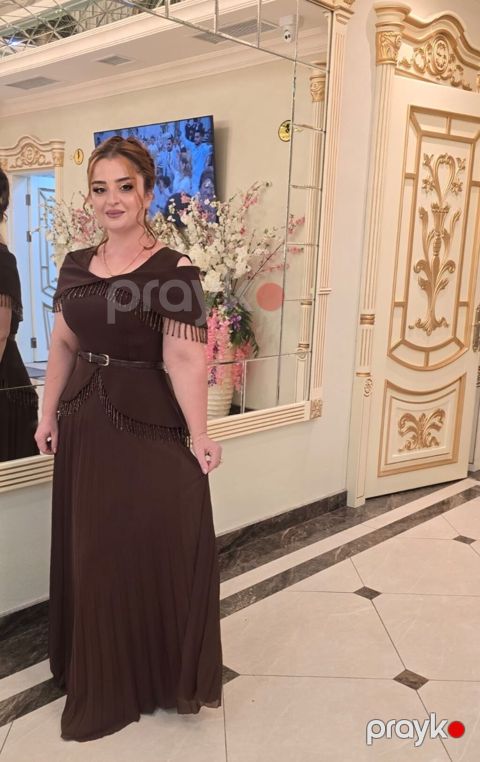 Qəhvəyi ziyafət donu - Rəng: tünd qəhvəyi - Model: Uzun, axıcı ətəkli — Liman