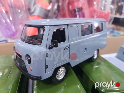 Uaz 1/24 modeli — Bakı