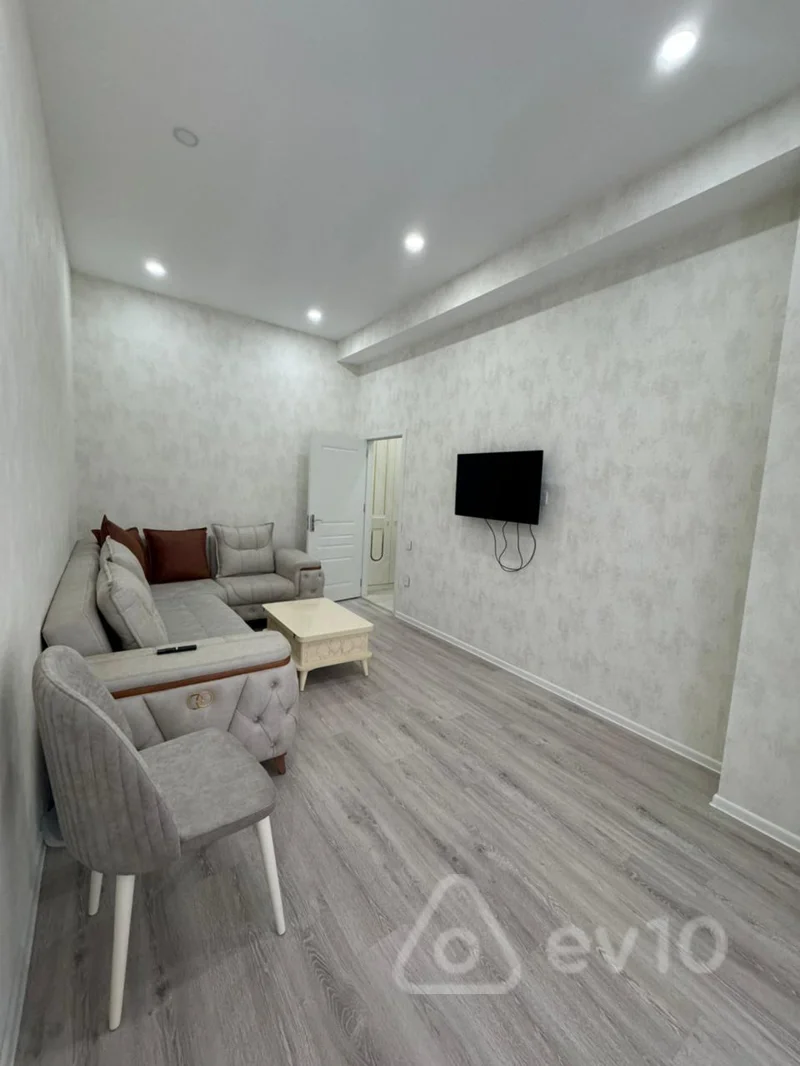 2 otaqlı mənzil, 66 m², Həsənoğlu küçəsi — kirayə — Bakı