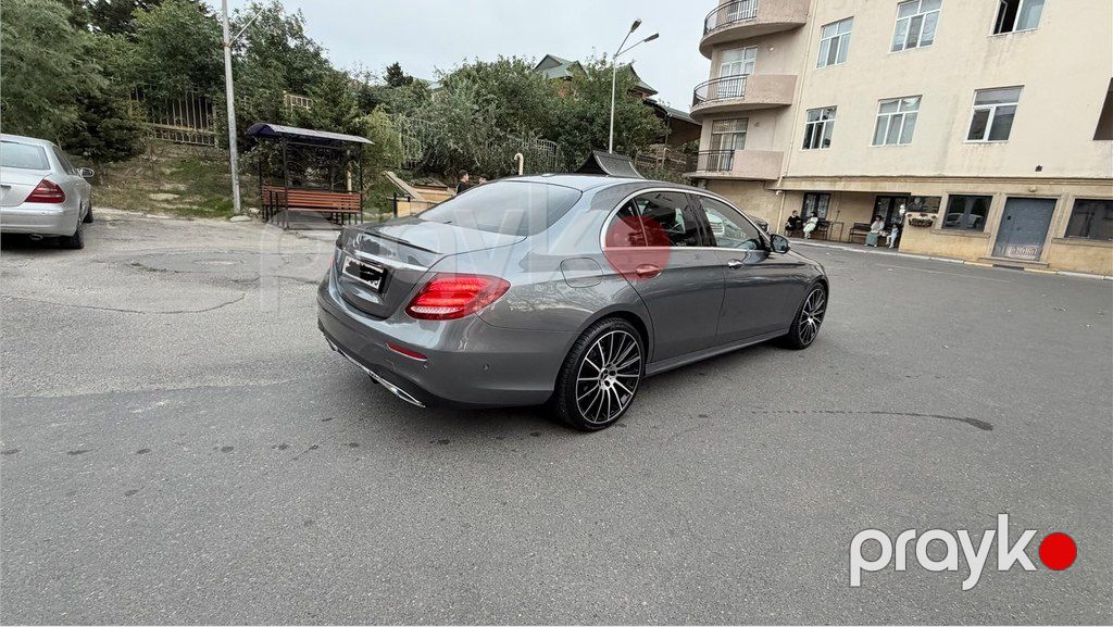 Mercedes E 300, 2.0 L, 2016 il, 190 000 km — Avtomobillər, Bakı (6)