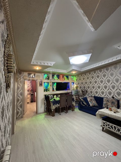 Həyət evi, Binə qəs — Bakı
