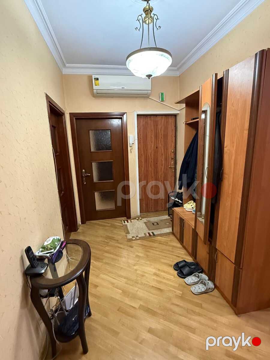 Satılır 4 otaqlı köhnə tikili 110 m² — Mənzil, Bakı (10)