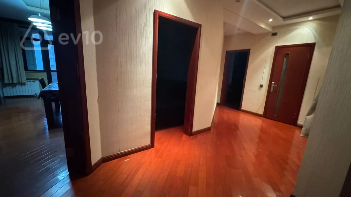 2 otaqlı mənzil, 105 m², Əliəşrəf Əlizadə kücəsi — Mənzil, Bakı (7)