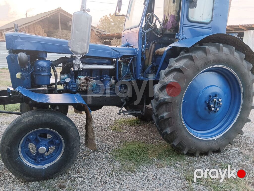 Mavi rəngdə tək kabinəli təkərli traktor. Texniki xüsusiyyətlər və — Traktorlar, Yevlax (4)
