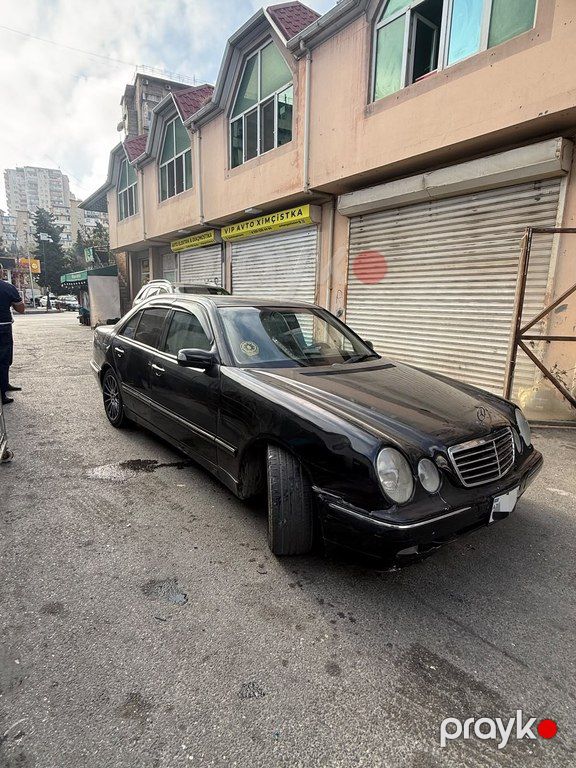 Mercedes E 320, 3.2 L, 2001 il, 250 000 km — Avtomobillər, Bakı (3)