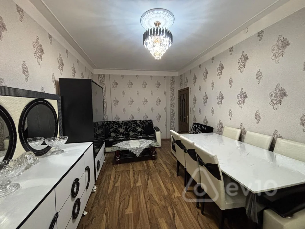 4 otaqlı mənzil, 110 m², Y/Yasamal E.Ehmedov 26 — Mənzil, Bakı (3)