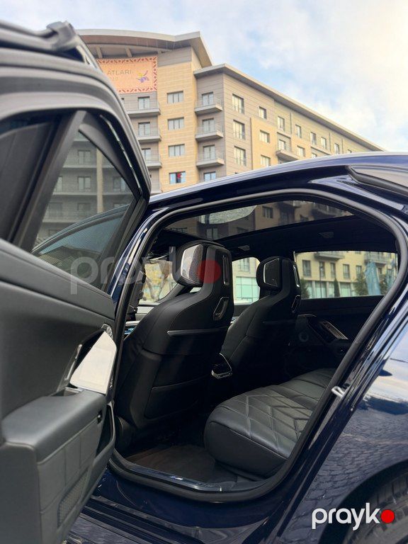 BMW i7, 105.7 kWh, 2023 il, 30 000 km — Avtomobillər, Bakı (8)