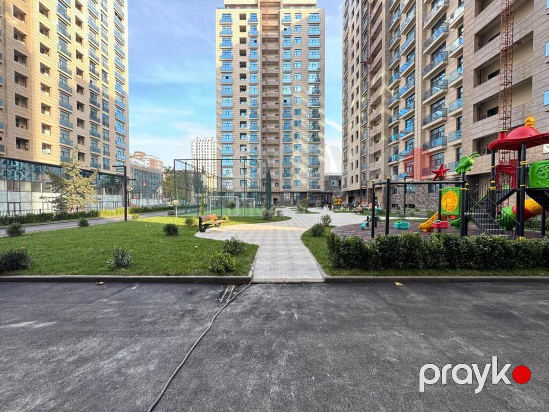 Satılır 4 otaqlı yeni tikili 195 m² — Mənzil, Bakı (2)