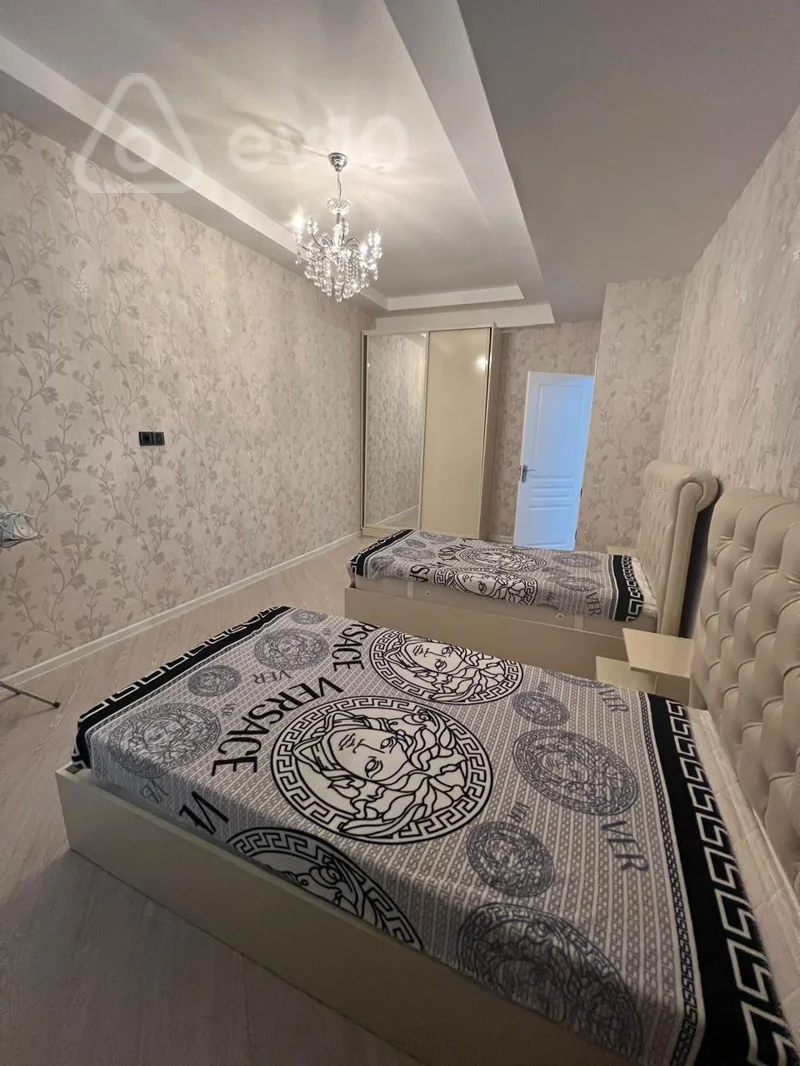 3 otaqlı mənzil, 140 m², Ceyhun Hacıbəyli küç. — kirayə — Mənzil, Bakı (7)
