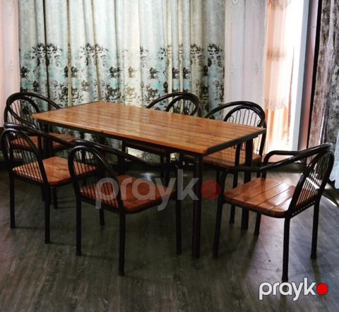 Masa və oturacaqlar — Bakı