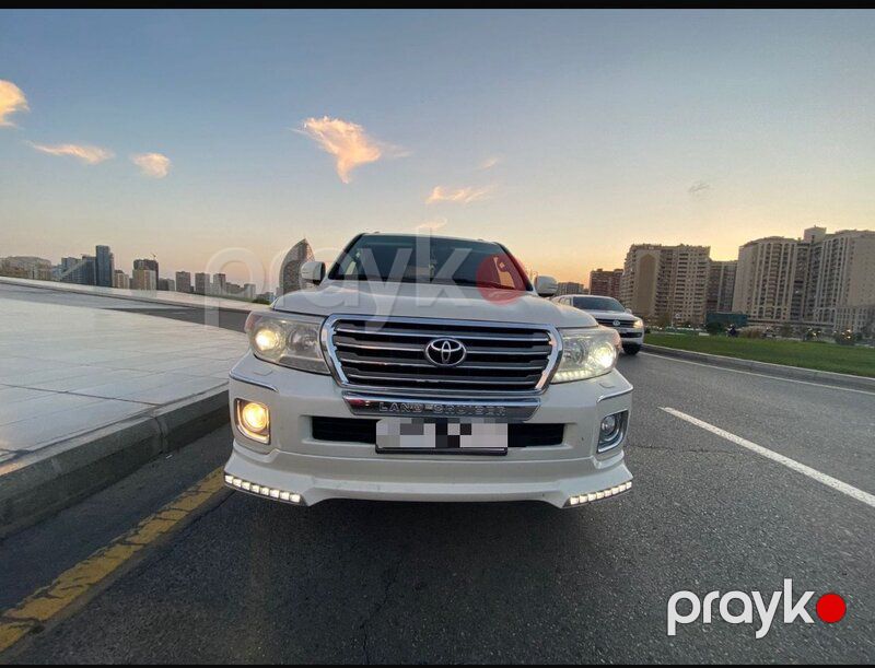 Land Cruiser — Minik avtomobili icarəsi, Bakı (8)