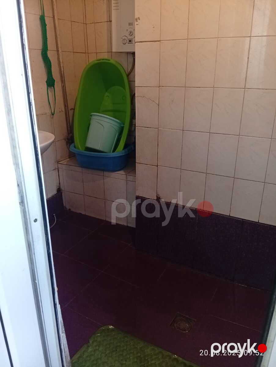 Satılır 3 otaqlı köhnə tikili 65 m² — Mənzil, Bakı (8)