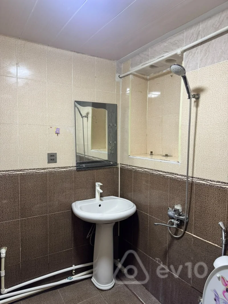 2 otaqlı mənzil, 40 m², Rustem Rustemov — kirayə — Mənzil, Bakı (9)