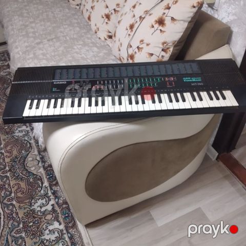 Sintizator satilir .Qiymeti 50 azn Unvan Saray RayaCasio MT-740 — Digah