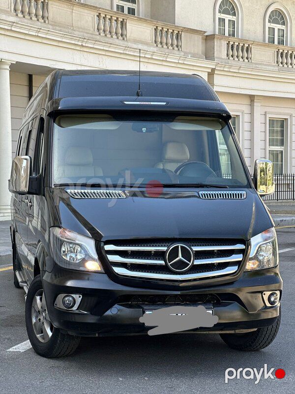 Mercedes Vito, 2018 il — Minik avtomobili icarəsi, Bakı (3)