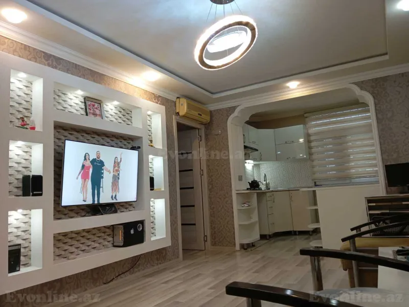 Kirayə verilir 3 otaqlı Mənzil Köhnə tikili 65 m² Bakı, Yasamal r., İnşaatçılar m — Bakı