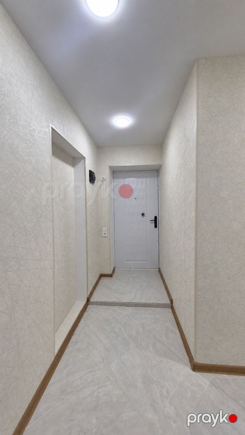 Satılır 2 otaqlı köhnə tikili 52 m² — Bakı