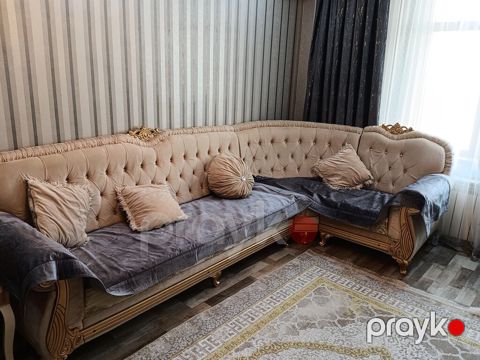İşlənmiş, Künc divan, Divan — Bakı