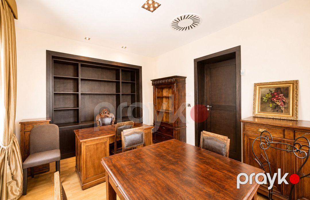 Satılır 6 otaqlı köhnə tikili 365 m² — Mənzil, Bakı (11)