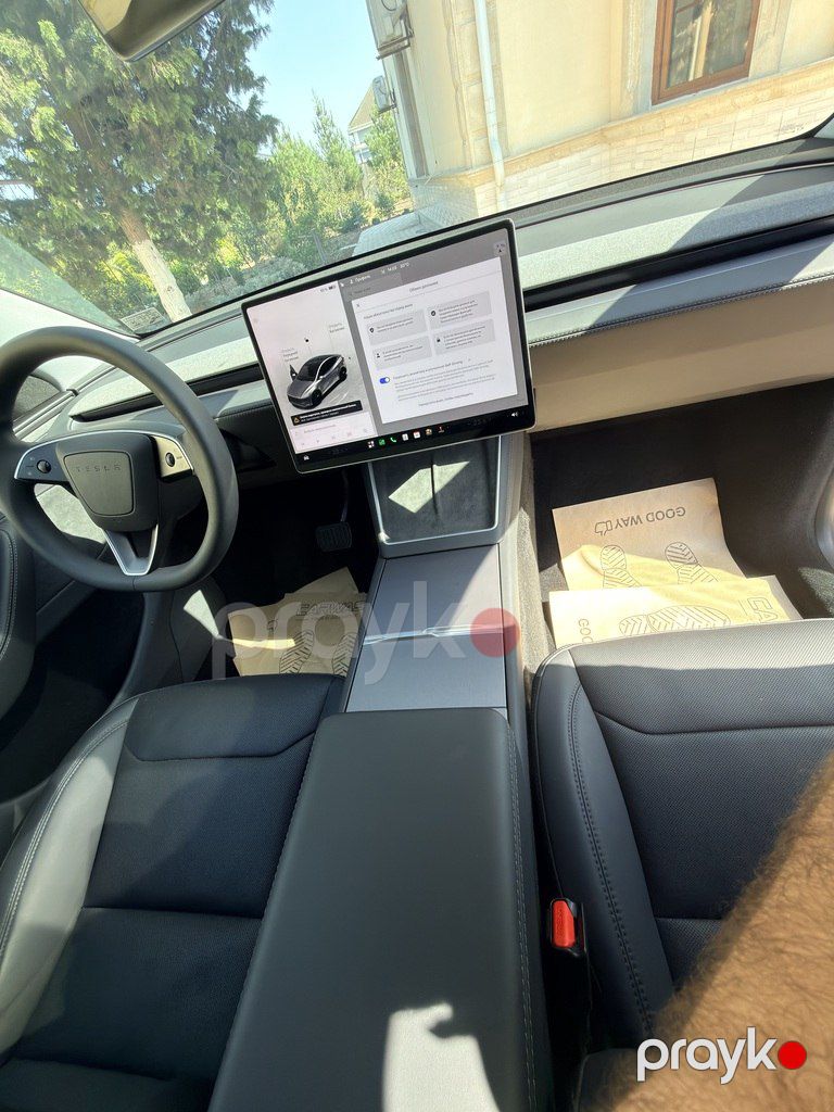 Tesla Model Y, 75 kWh, 2025 il, 3 790 km — Avtomobillər, Bakı (6)