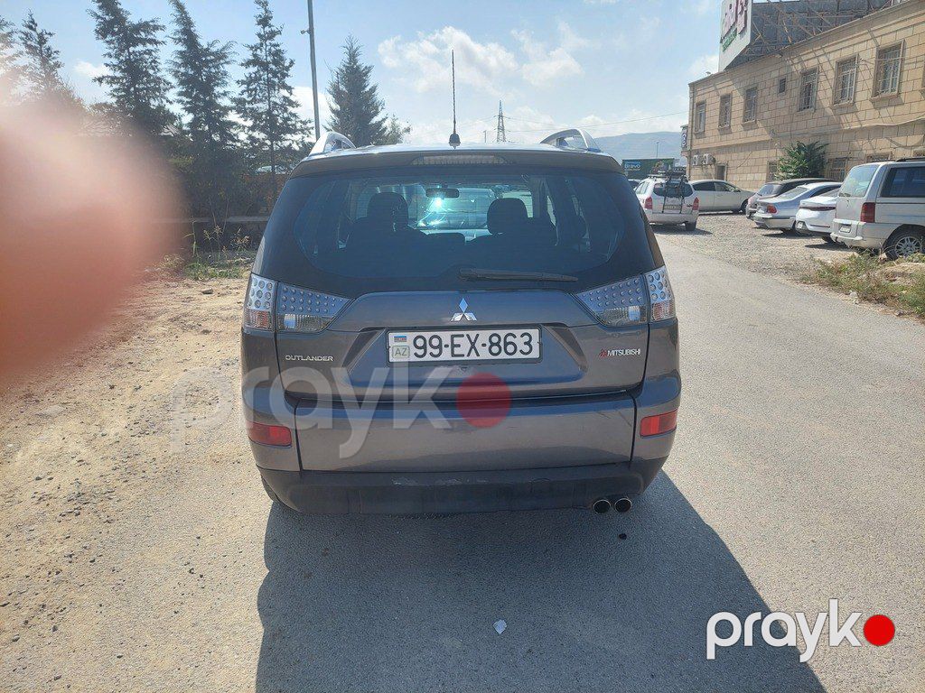 Mitsubishi Outlander, 3.0 L, 2006 il, 300 000 km — Avtomobillər, Bakı (7)