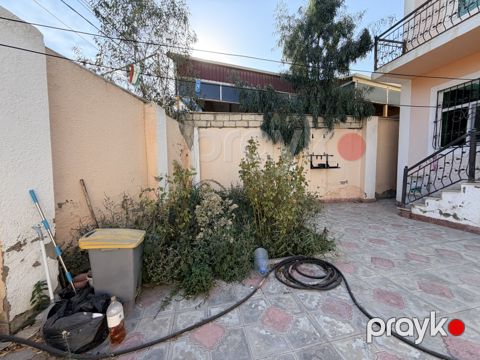 Satılır 4 otaqlı həyət evi/bağ evi 160 m² — Bakı