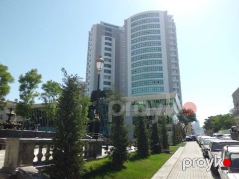 Satılır 5 otaqlı ofis 217 m² — Bakı