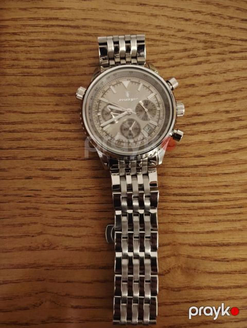 Yeni, Qol saatı — Bakı