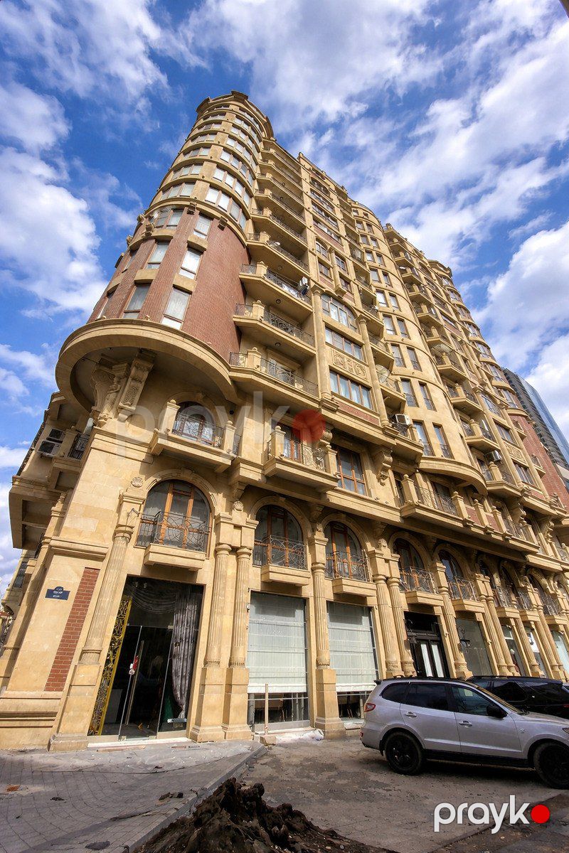 Satılır 4 otaqlı yeni tikili 250 m² — Mənzil, Bakı (2)
