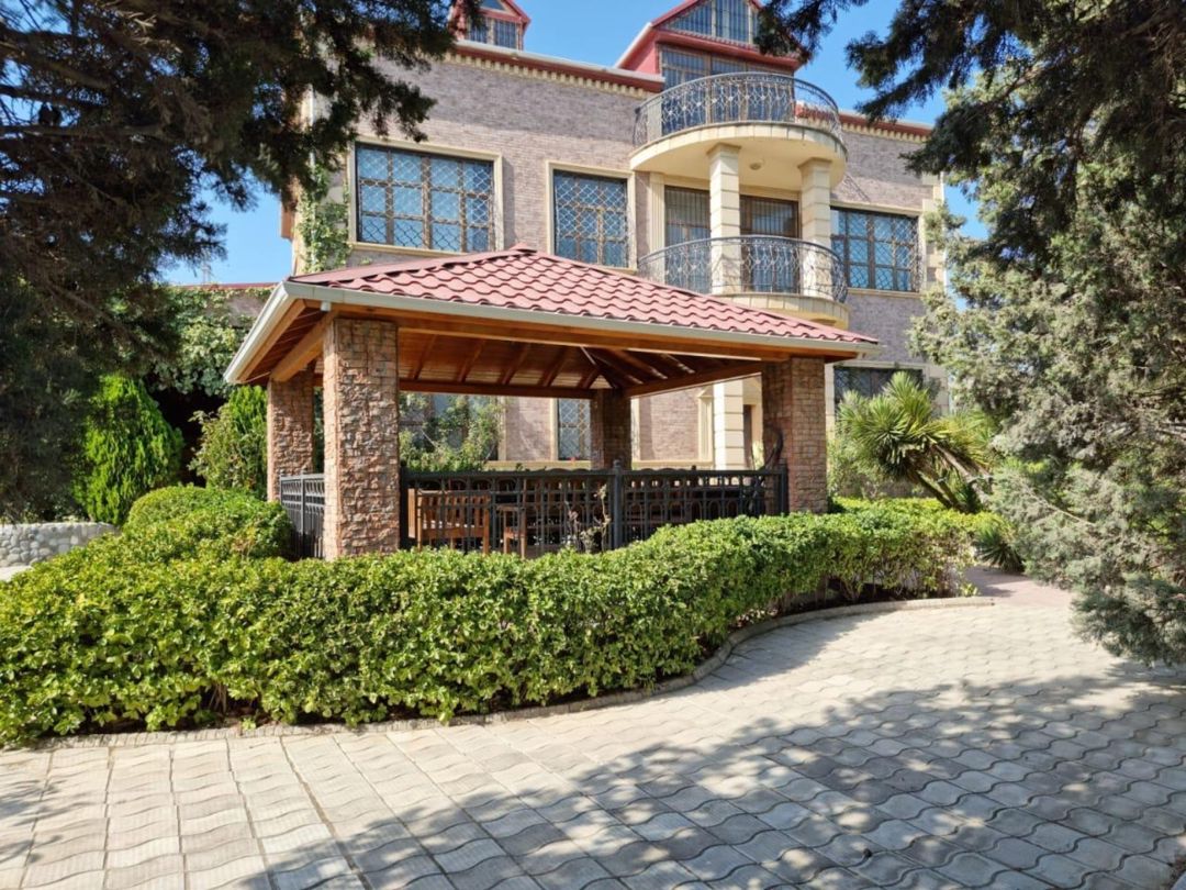Villa, Şıxov qəs — Ev, villa, Bakı (2)