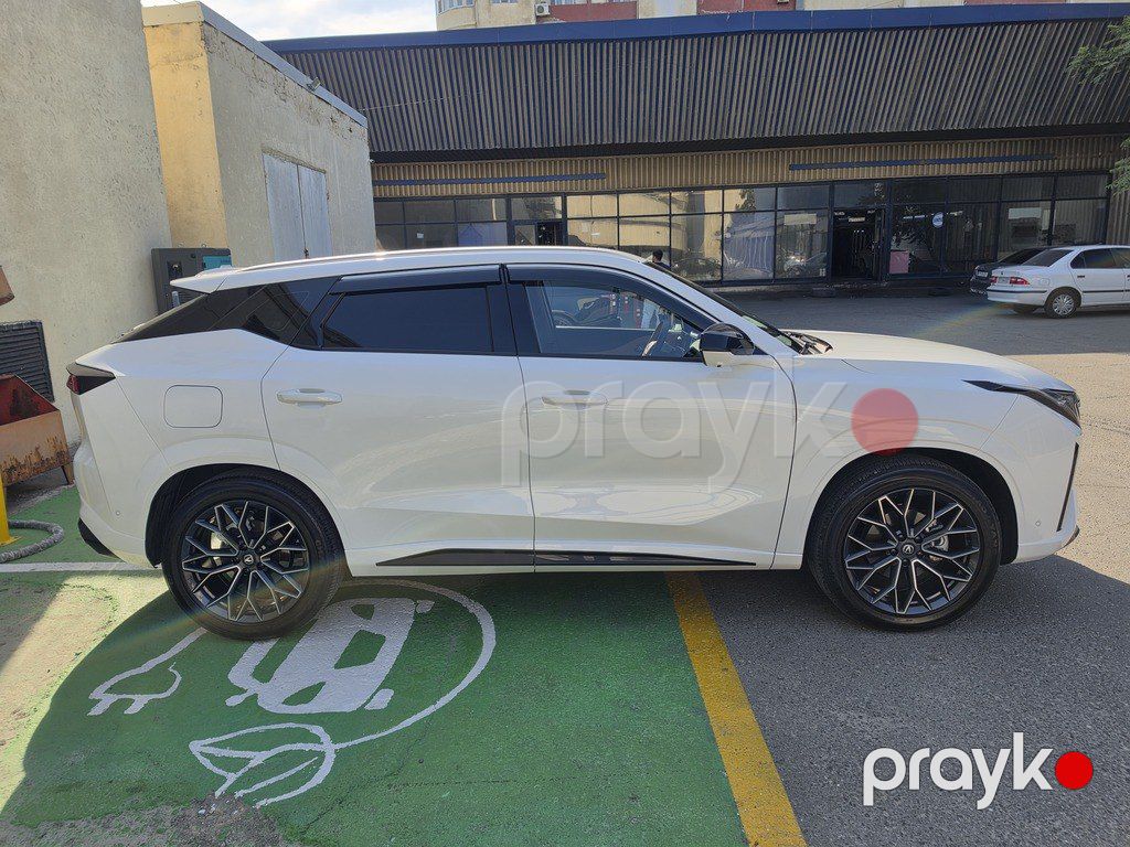 Changan Uni-Z, 1.5 L, 18.4 kWh, 2025 il, 21 500 km — Avtomobillər, Bakı (8)