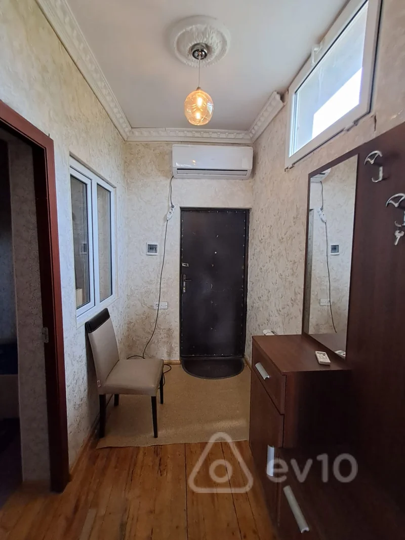 2 otaqlı həyət evi, 60 m², U.Ekberov kuc — Ev, villa, Bakı (2)