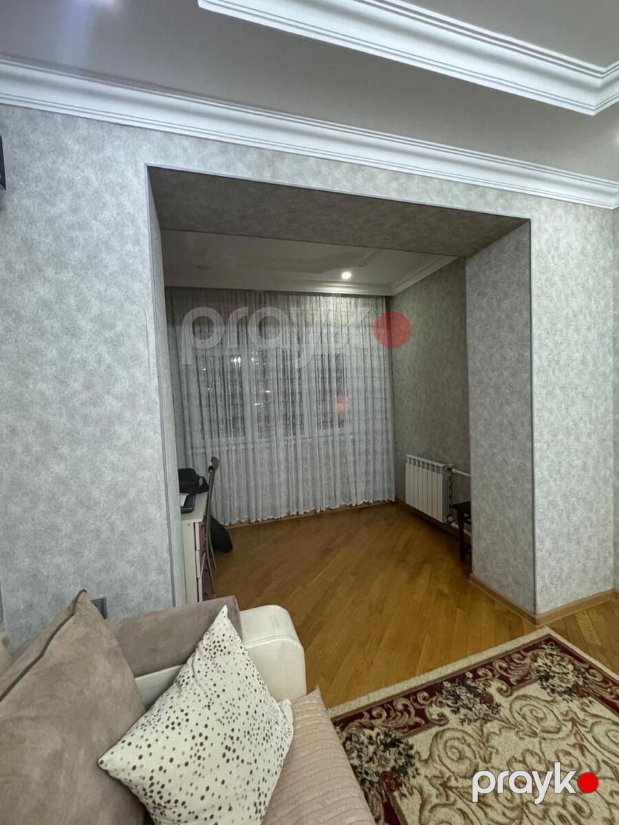 Satılır 4 otaqlı köhnə tikili 100 m² — Mənzil, Bakı (3)