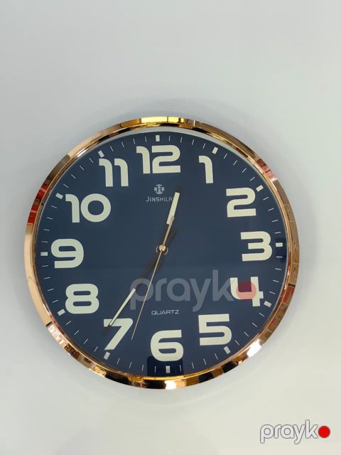 Divar saatı 9303 — Bakı