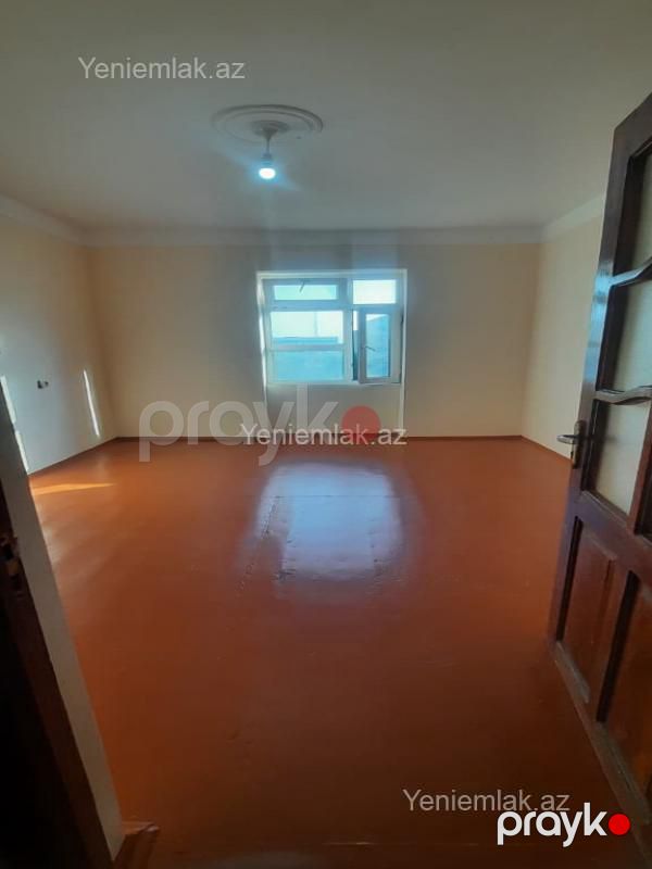 Satılır 2 otaqlı Bina evi menzil (Köhnə tikili), 56 m², 11-ci mikrorayon — Mənzil, Sumqayıt (9)