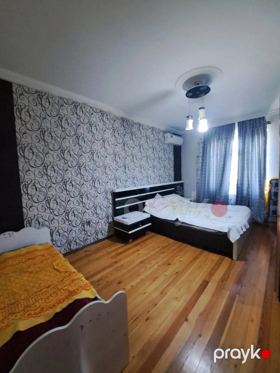 Satılır 5 otaqlı həyət evi/bağ evi 200 m² — Ev, villa, Bakı (3)