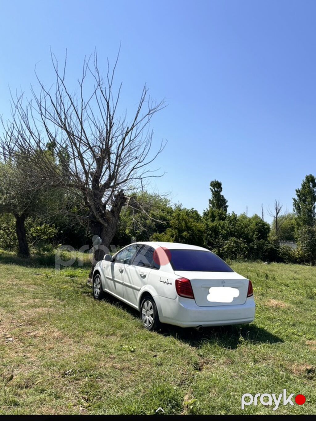 Ağ rəngli sedan – 4 qapılı, komfortlu və qənaətcil şəhər avtomobili — Avtomobillər, Şabran (4)