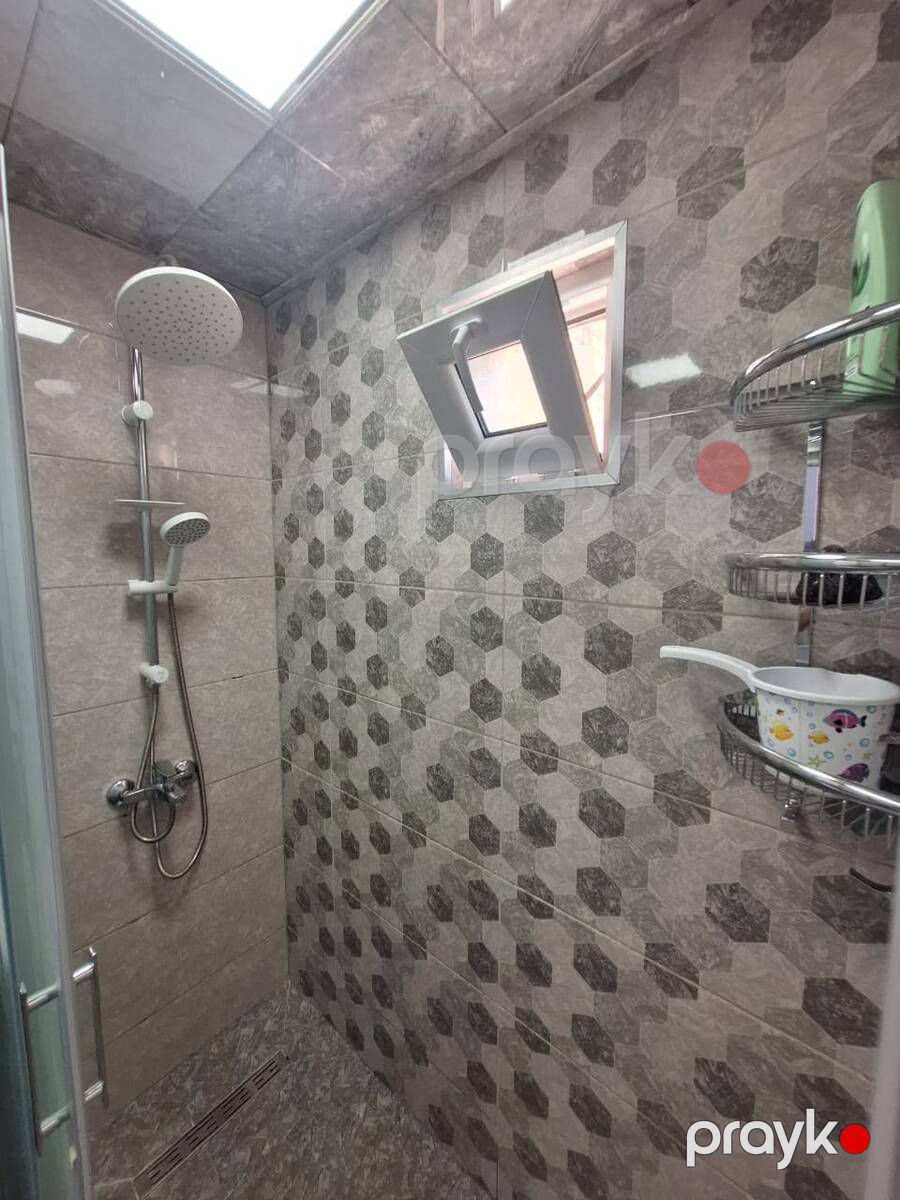 Satılır 2 otaqlı köhnə tikili 72 m² — Mənzil, Bakı (11)