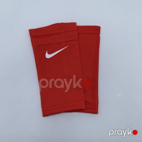 Futbol üçün şitki corabı, qırmızı, S — Bakı