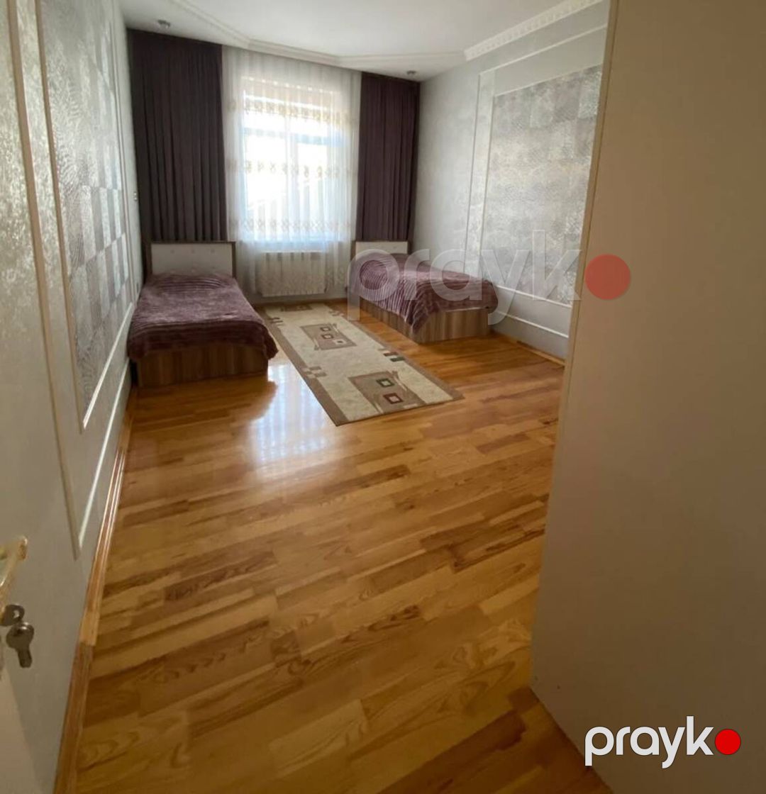 Satılır 5 otaqlı həyət evi/bağ evi 320 m² — Ev, villa, Bakı (12)