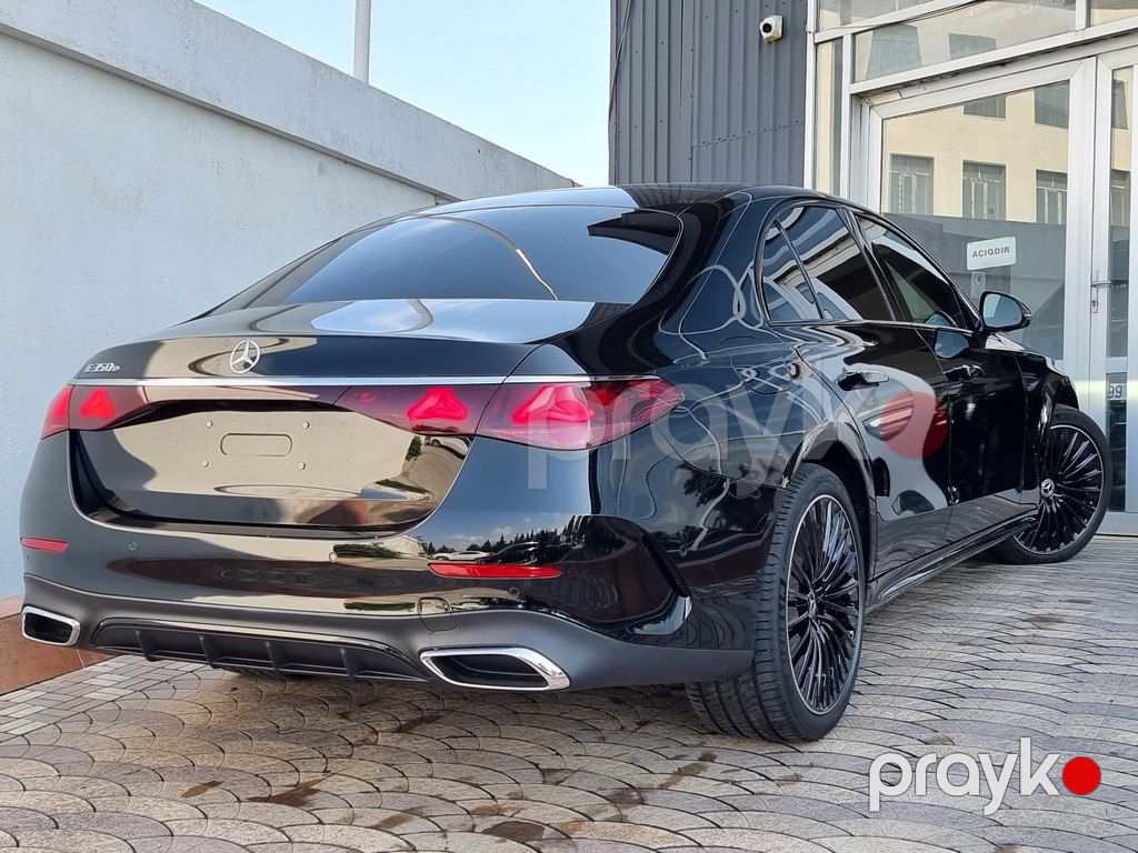 Mercedes E 350 e 2.0 L, 25.4 kWh, 2025 il, 3 000 km — Avtomobillər, Bakı (10)