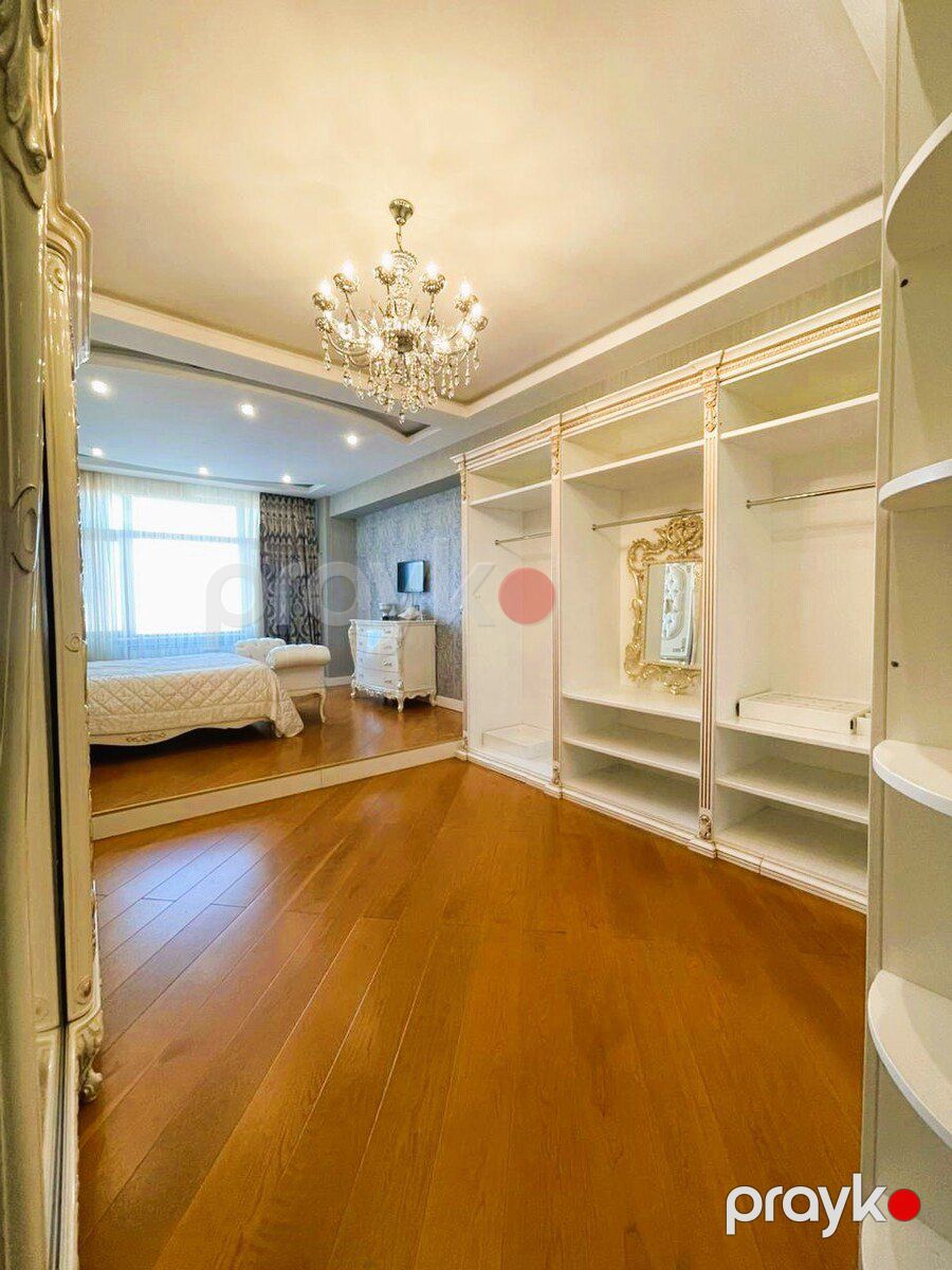 Satılır 4 otaqlı yeni tikili 240 m² — Mənzil, Bakı (8)