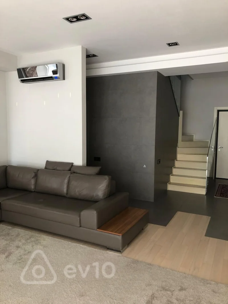 5 otaqlı mənzil, 240 m², Bakı, Rəşid Behbudov küç — Mənzil, Bakı (9)