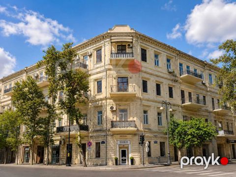 Satılır 4 otaqlı köhnə tikili 126 m² — Bakı