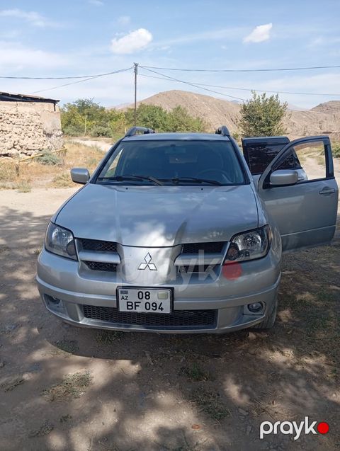 Mitsubishi Outlander, 2.0 L, 2003 il, 269 000 km — Naxçıvan